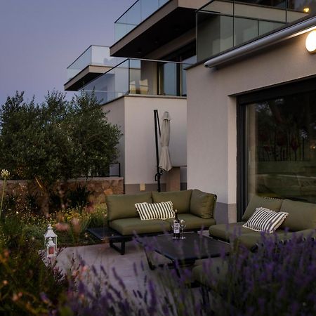 Apartments Olea Mali Losinj Bagian luar foto