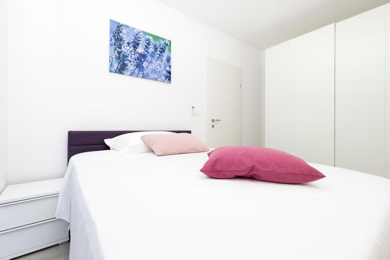 Apartments Olea Mali Losinj Bagian luar foto