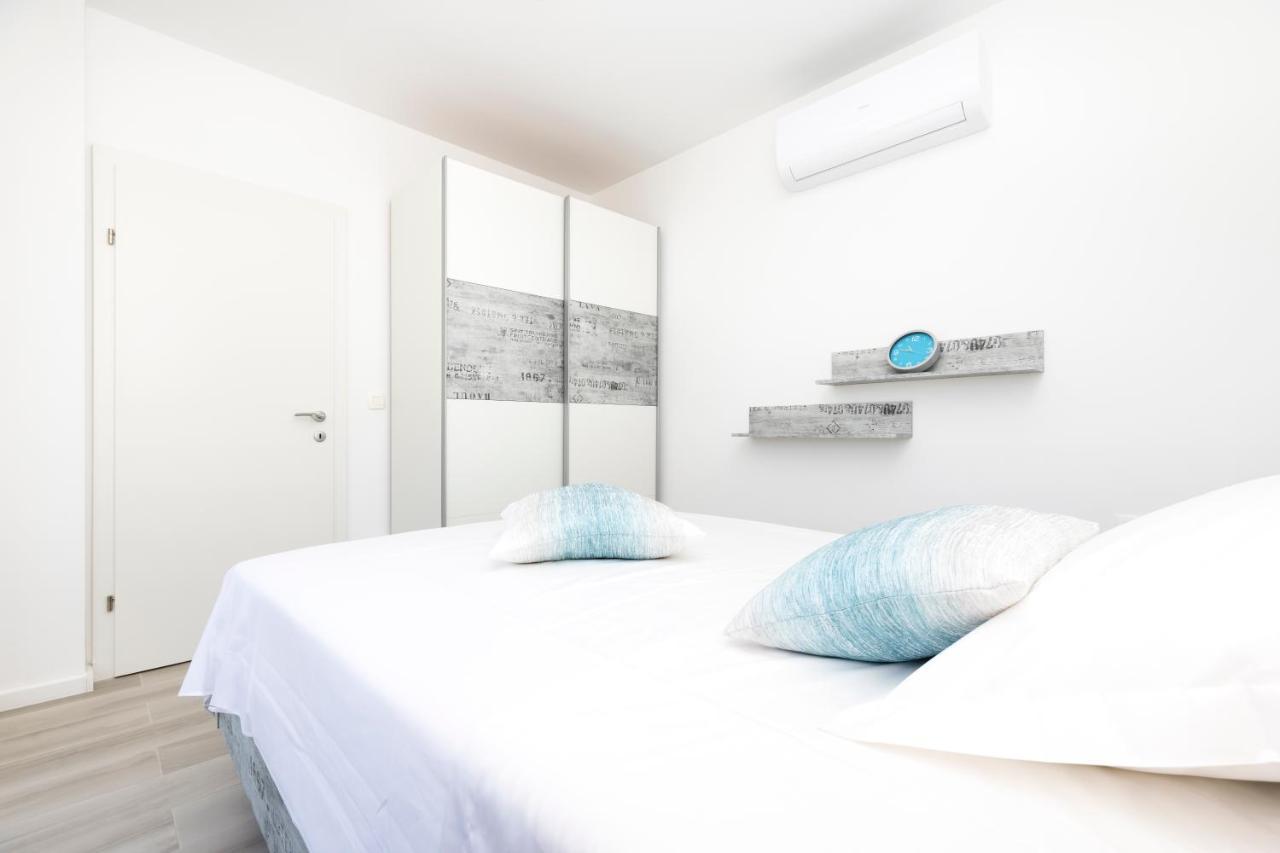 Apartments Olea Mali Losinj Bagian luar foto